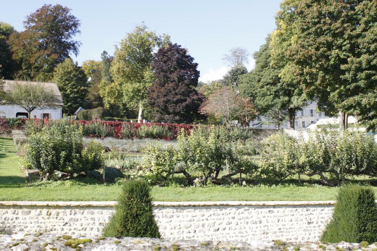 Avenue Du Chateau Hotel Saint-Just  Exterior photo